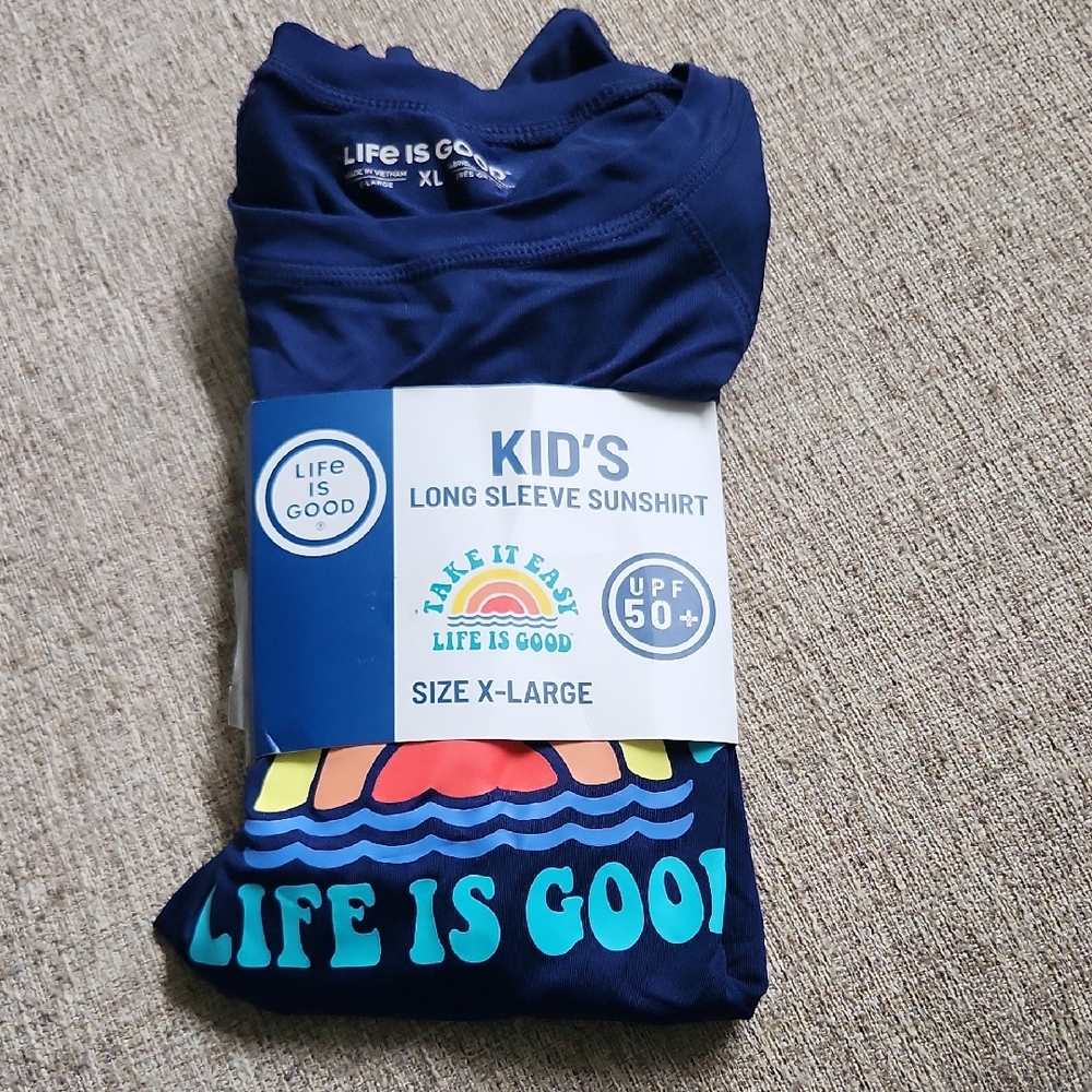 NWT Life Is Good Navy Blue Kid's Sunshirt Size XL UPF 50+